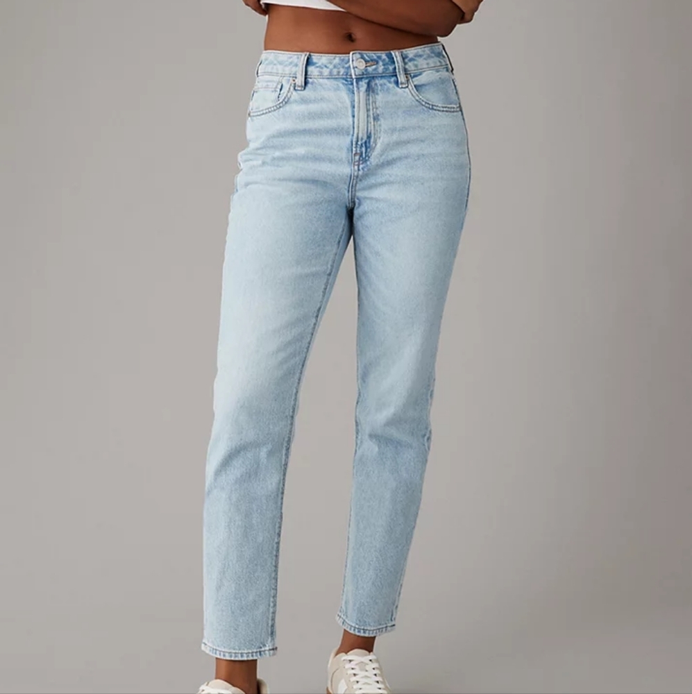 American Eagle Mom Jean Strigid